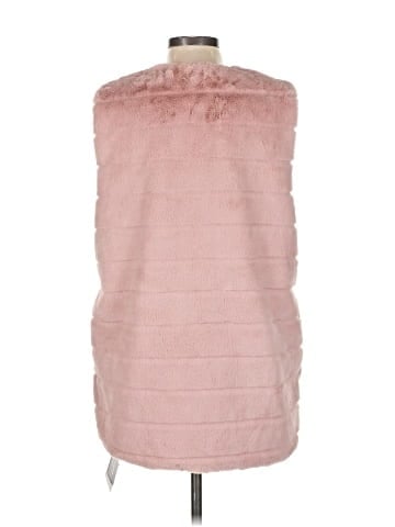 Echo Faux Fur Vest (view 2)