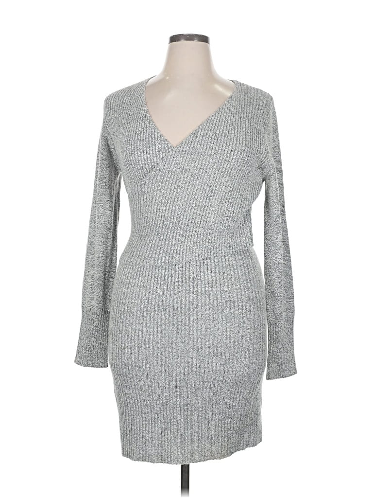 Pre-owned Avantlook Casual Dress In Gray