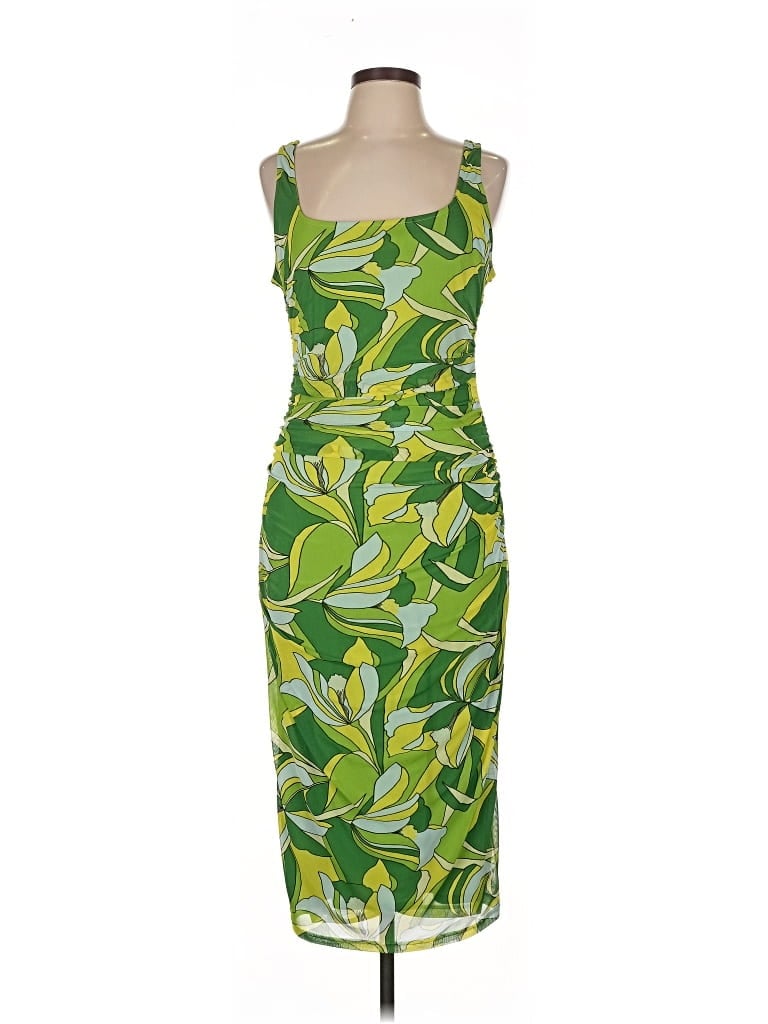 Pre-owned Bar Iii Cocktail Dress In Green