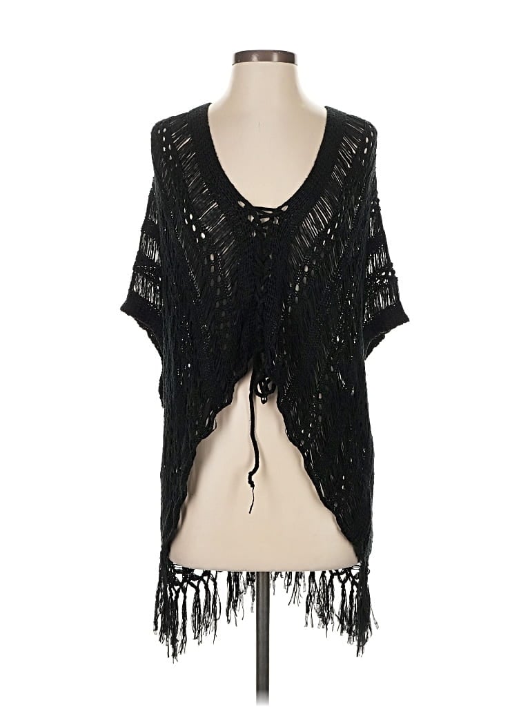 Pre-owned Haute Fox Poncho In Black