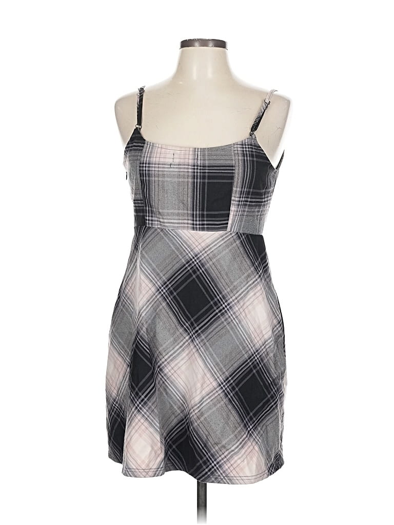 Pre-owned Urban Outfitters Cocktail Dress In Gray