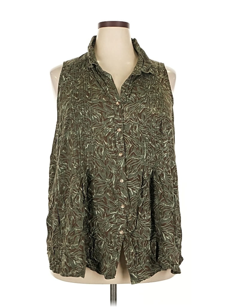 Pre-owned Terra & Sky Sleeveless Button Down Shirt In Green