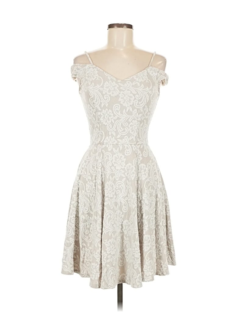 Pre-owned Blue Rain Cocktail Dress In White