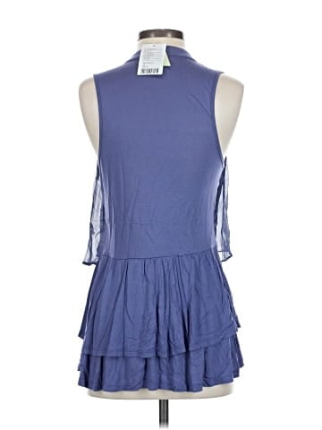 Clu + Willoughby Sleeveless Blouse (view 2)