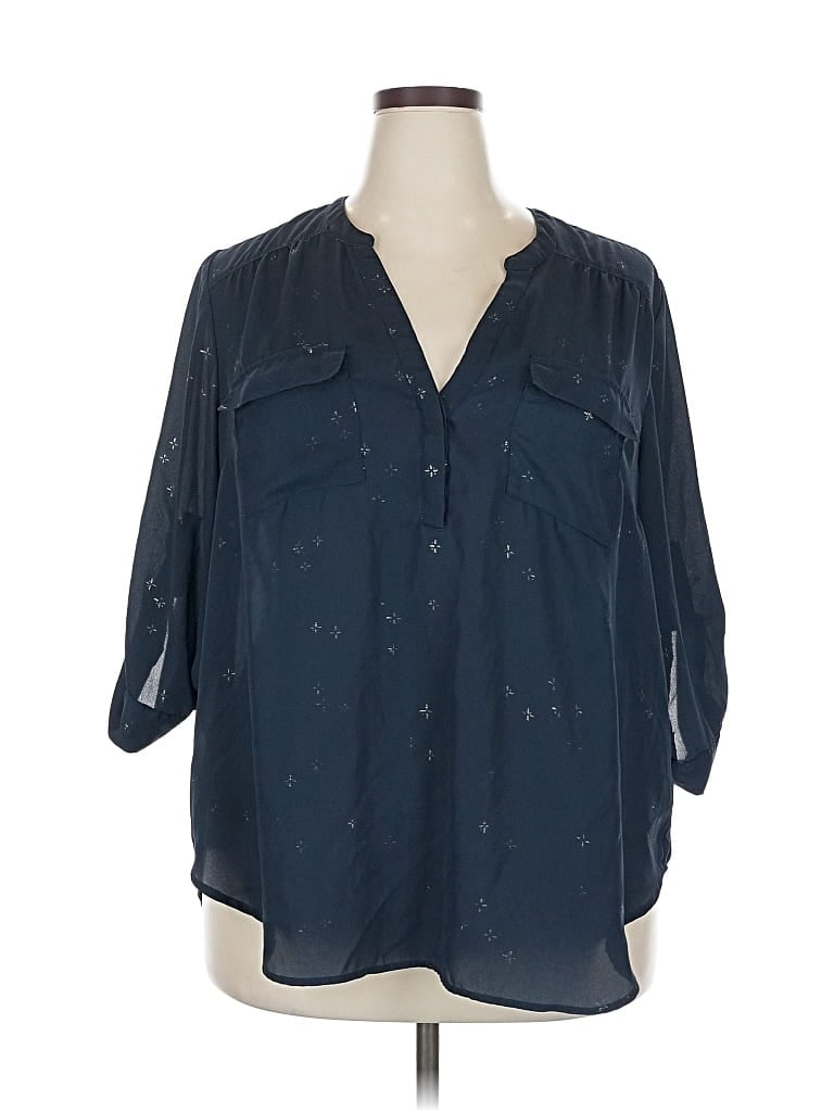 Pre-owned Torrid 3/4 Sleeve Button Down Shirt In Blue