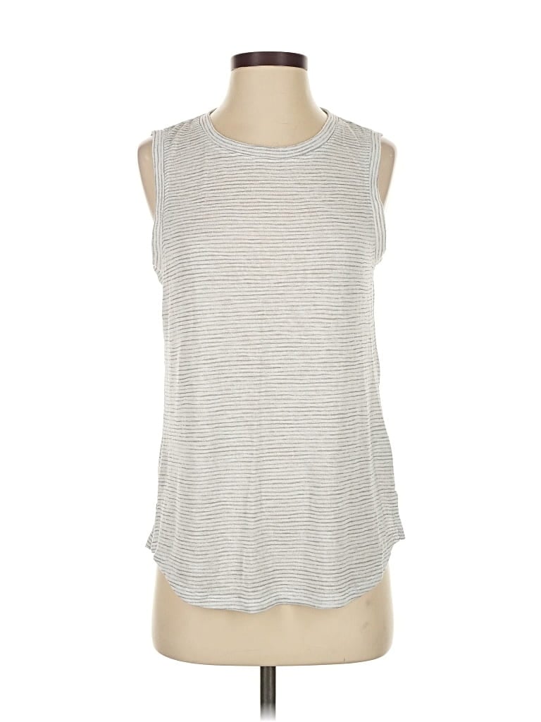 Pre-owned Athleta Sleeveless T-shirt In Silver