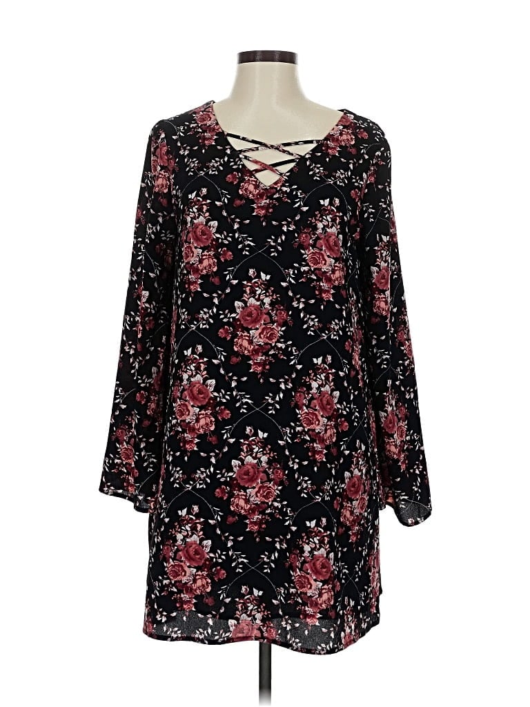 Pre-owned Xhilaration Casual Dress In Black