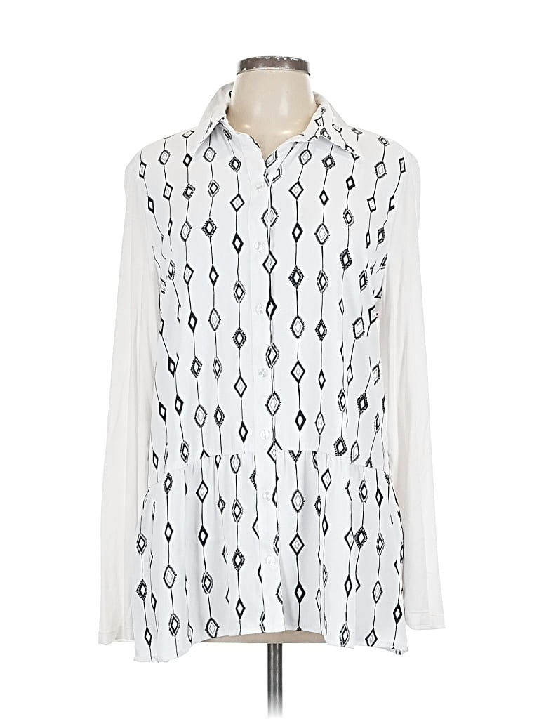 Pre-owned Chico's Sleeveless Blouse In White