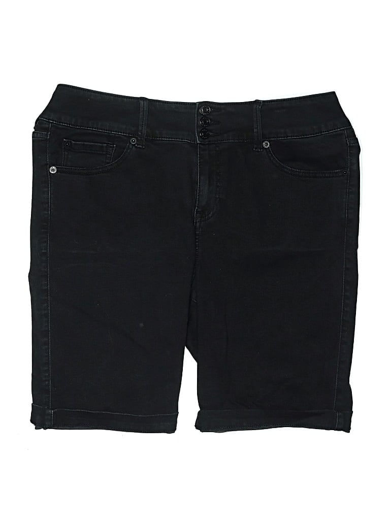 TORRID Pre-owned Denim Shorts In Black