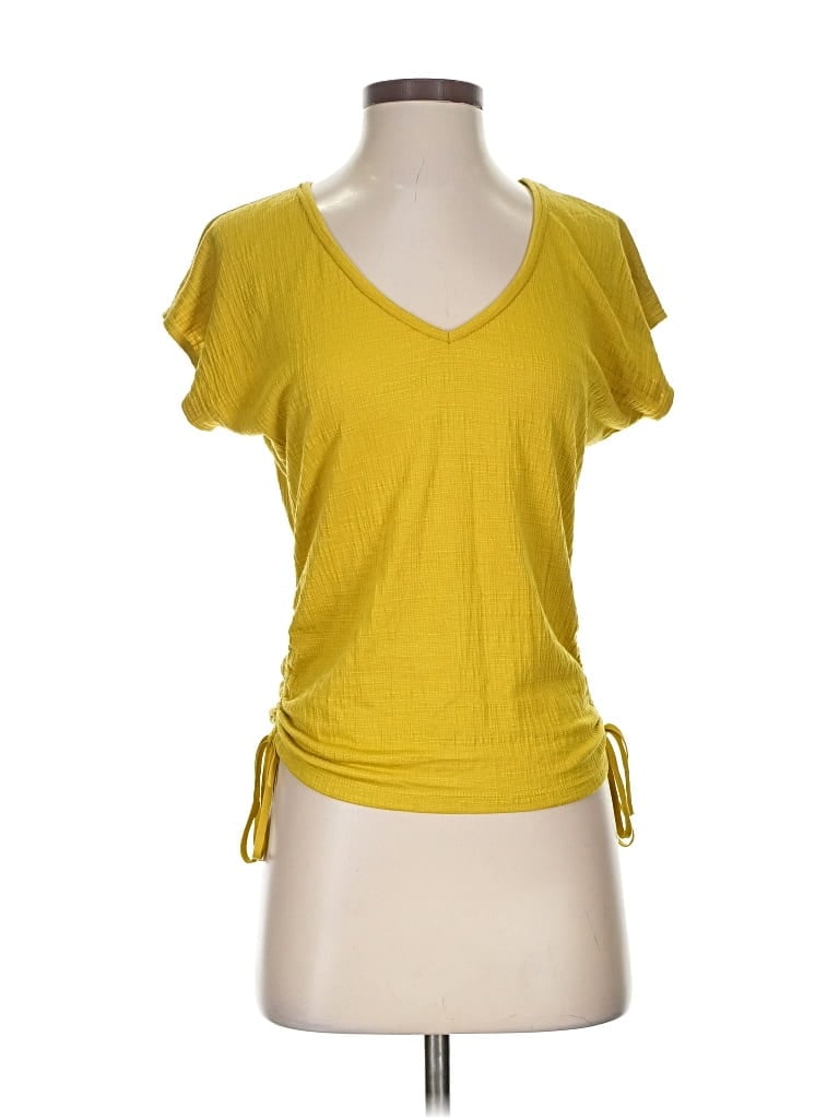 Pre-owned Max Studio Short Sleeve Top Yellow V Neck Tops