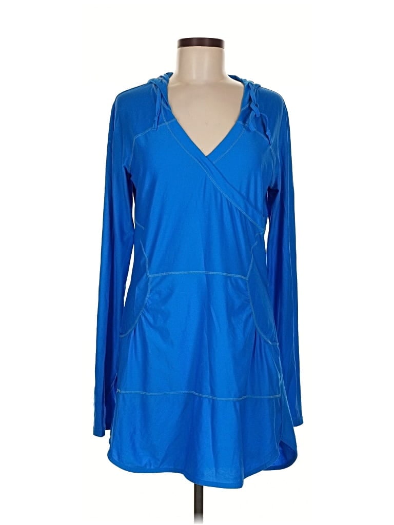 Pre-owned Athleta Long Sleeve T-shirt In Blue