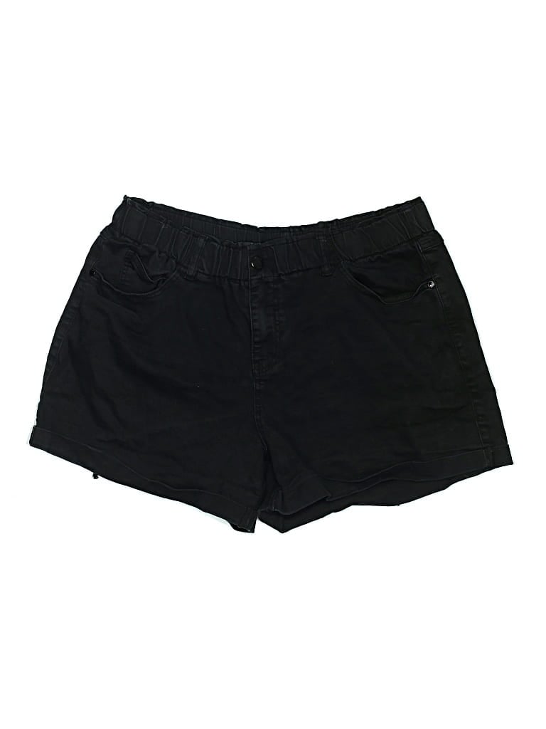 Pre-owned City Chic Shorts In Black