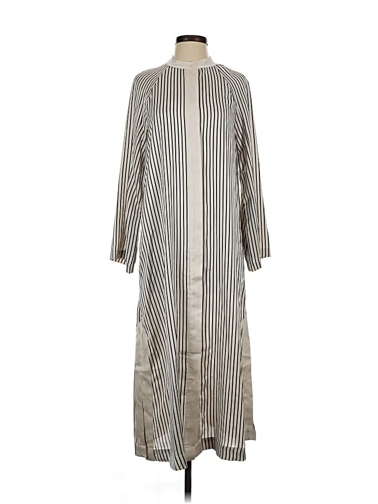 Pre-owned H&m Kimono In Silver