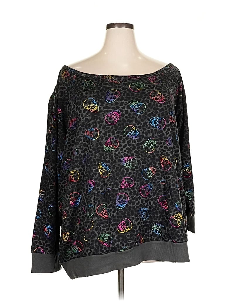 Pre-owned Torrid Pullover Sweater In Black