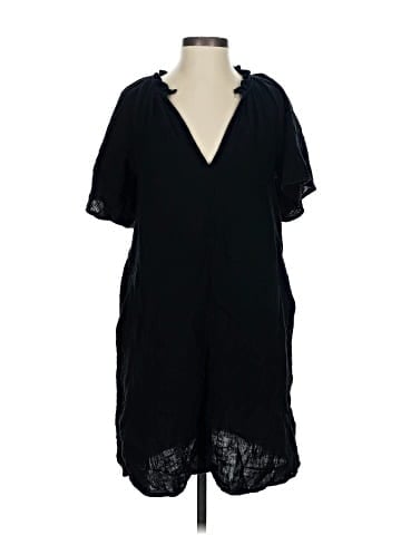 Old Navy Casual Dress (view 1)