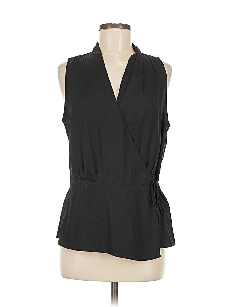 Pre-owned Banana Republic Sleeveless Blouse In Black