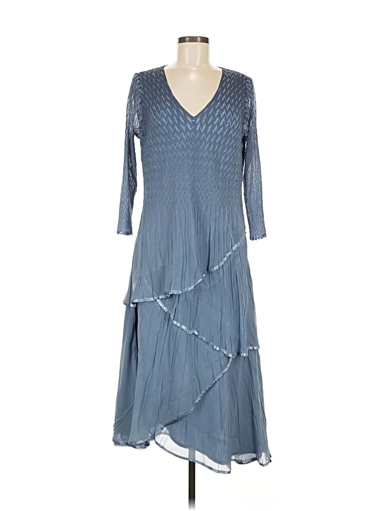 Pre-owned Komarov Casual Dress In Blue