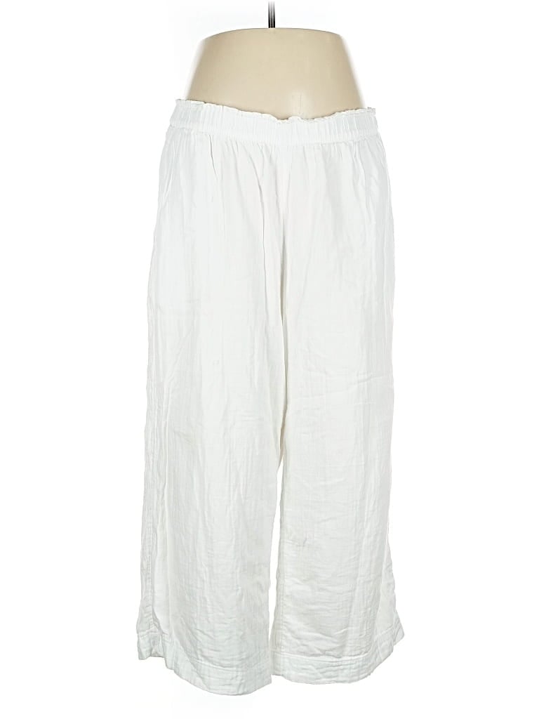 Pre-owned Old Navy Casual Pants In White