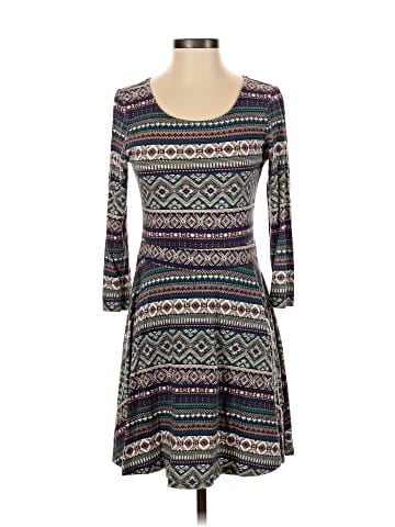 Forever 21 Casual Dress (view 1)