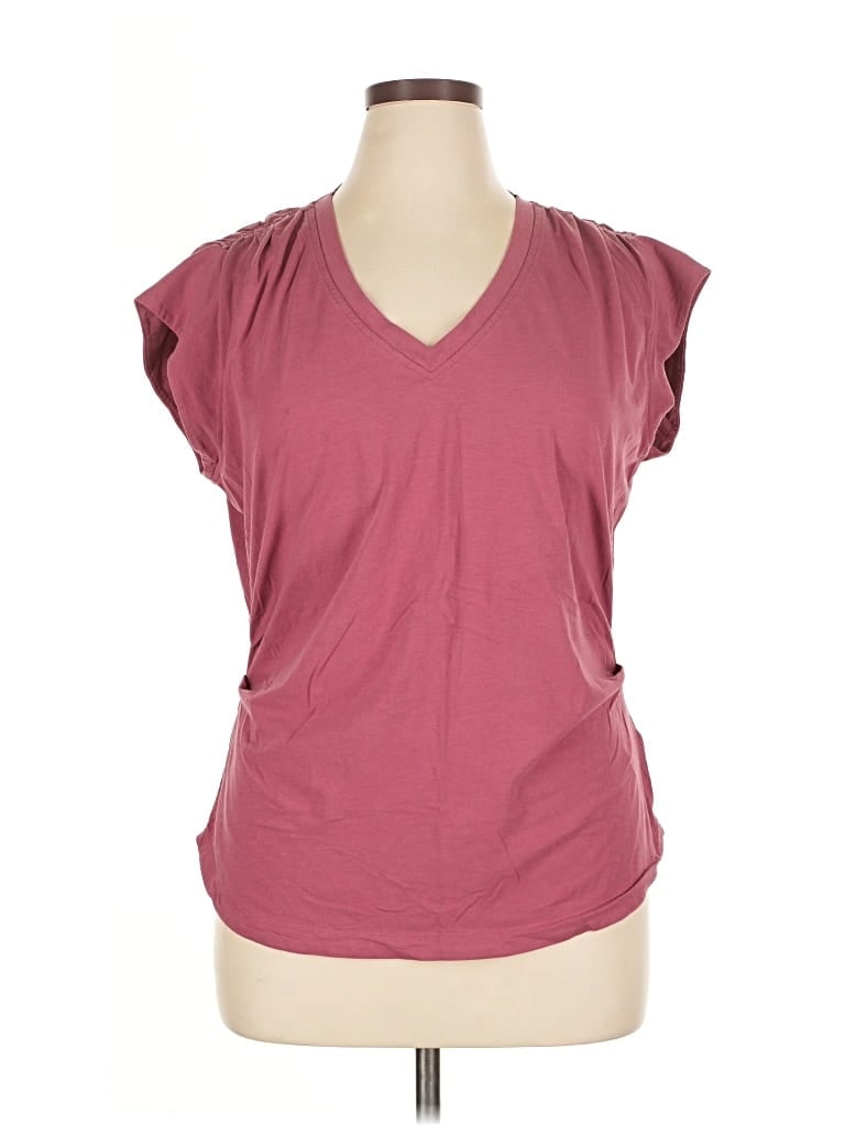 Pre-owned Athleta Sleeveless T-shirt In Burgundy