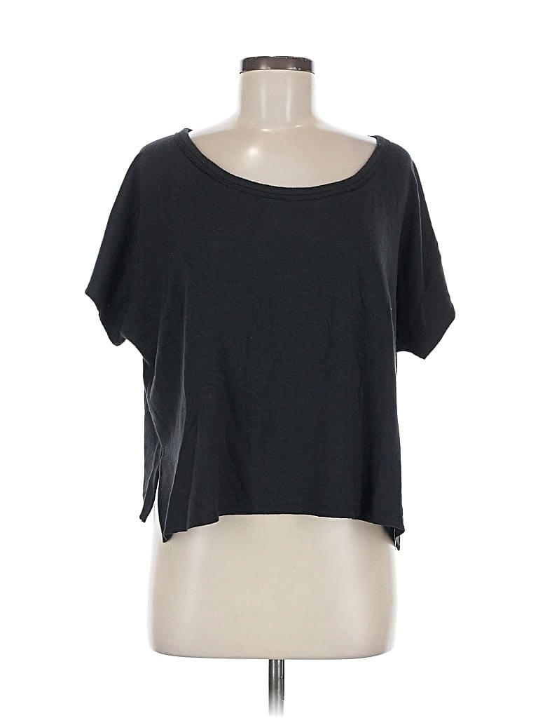 Pre-owned Athleta Short Sleeve T-shirt In Black