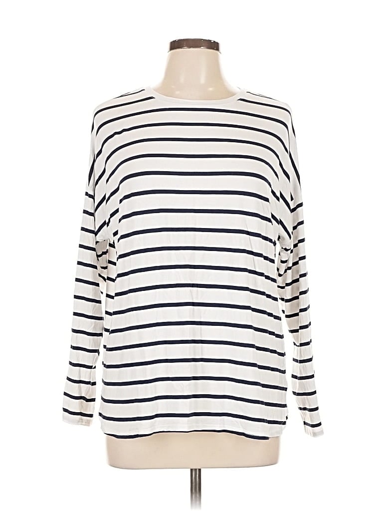 Pre-owned Gap Long Sleeve T-shirt In White