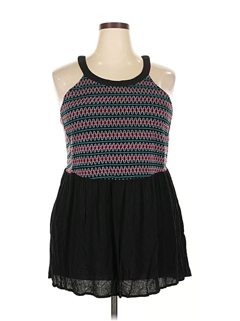 Pre-owned Torrid Sleeveless Top Black Halter Neckline Tops