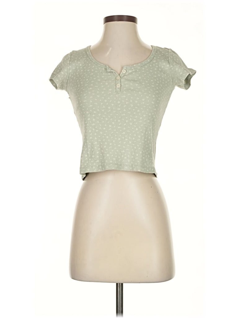 Pre-owned Brandy Melville Short Sleeve Henley Shirt In Green