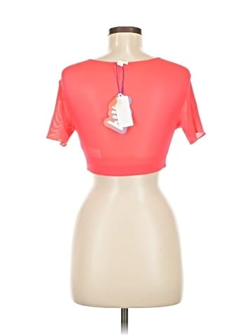 Yitty Short Sleeve T-Shirt (view 2)