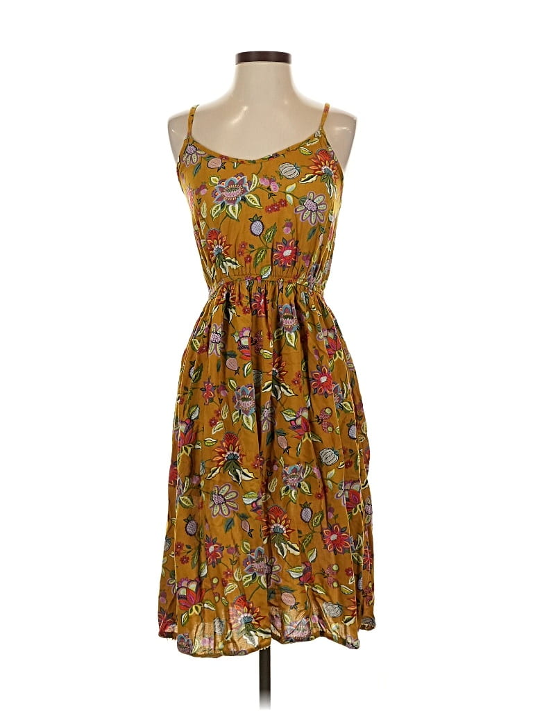Pre-owned World Market Casual Dress In Brown