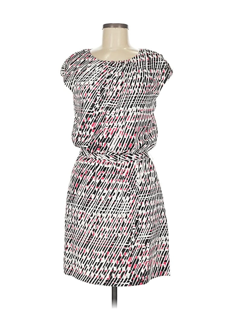 Pre-owned Guess Casual Dress In Gray