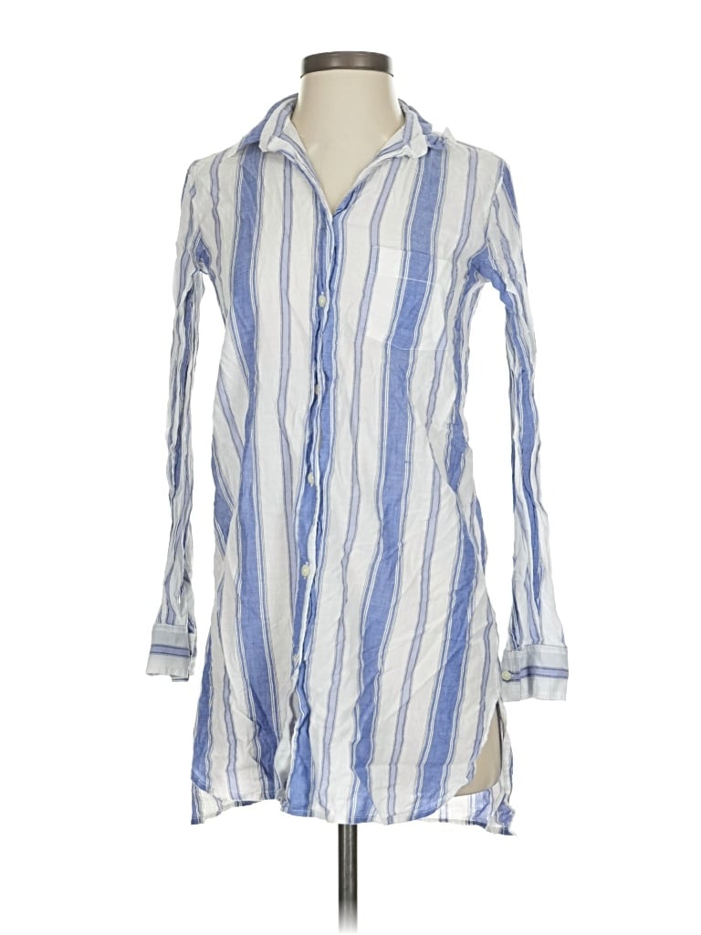 Pre-owned Gap Body Long Sleeve Button Down Shirt In Blue