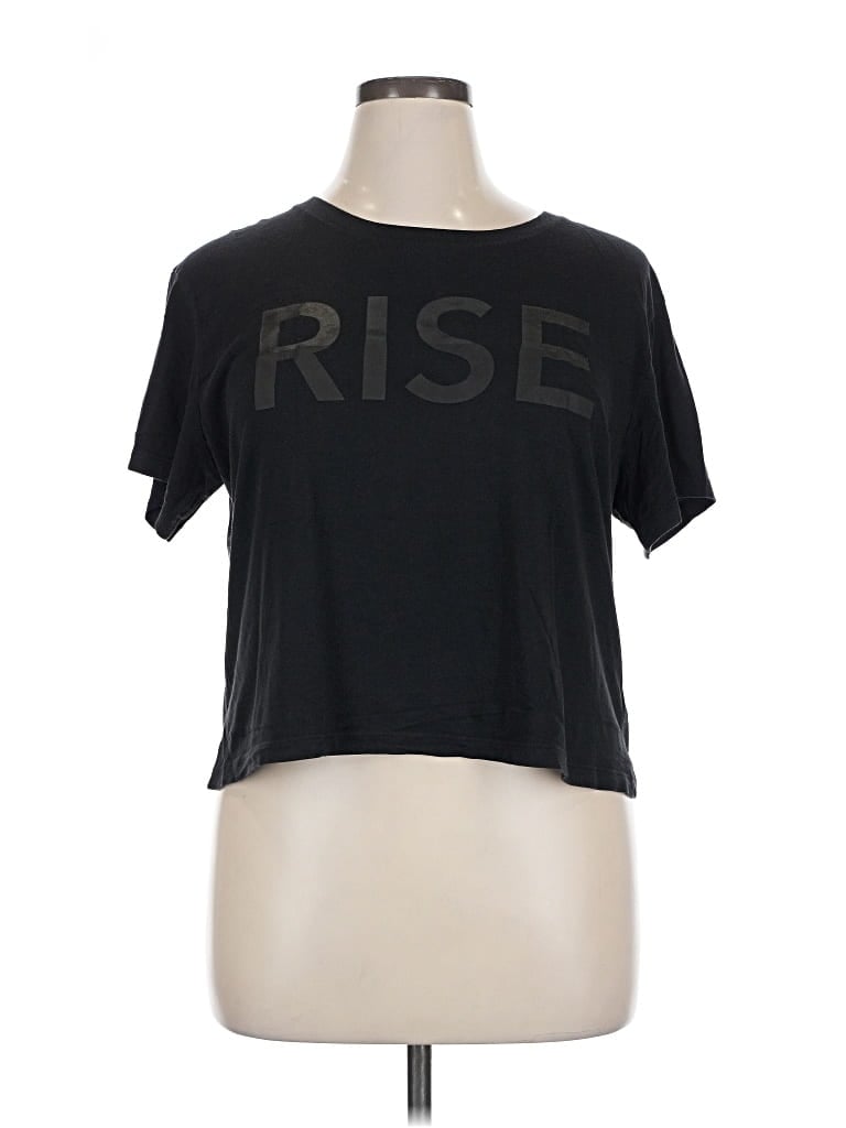 Pre-owned Athleta Short Sleeve T-shirt In Black