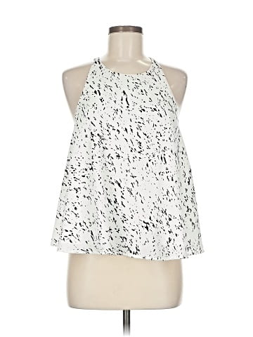 The Fifth Sleeveless Blouse (view 1)