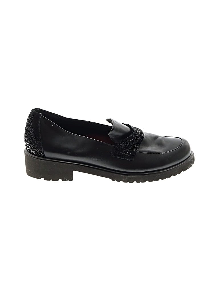 Pre-owned Munro American Flats In Black