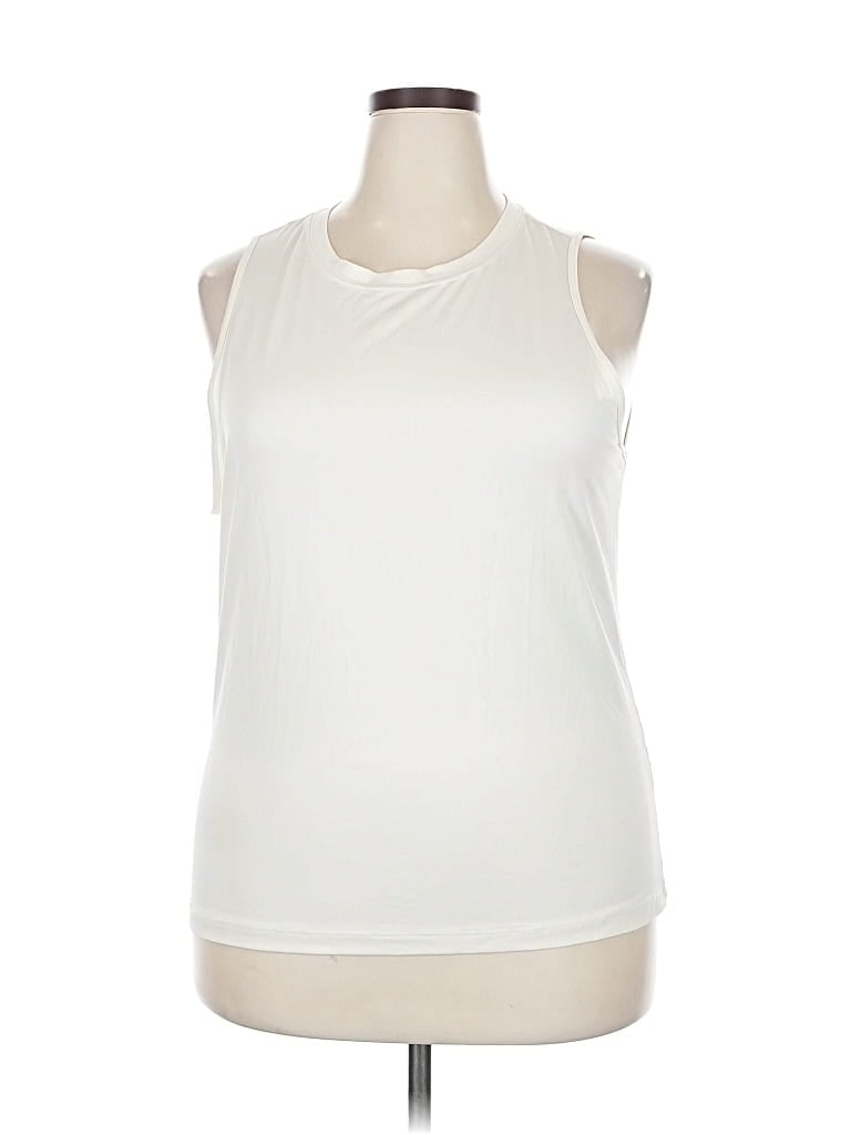 Pre-owned Fabletics Sleeveless T-shirt In White