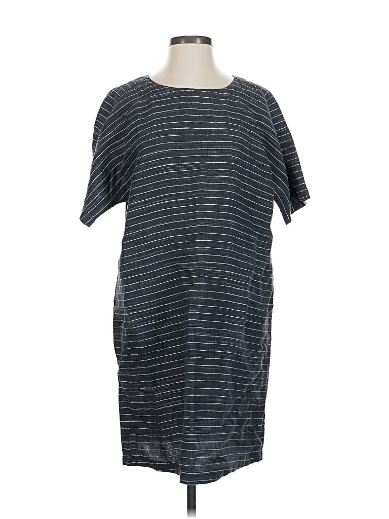 Pre-owned Eileen Fisher Casual Dress In Gray