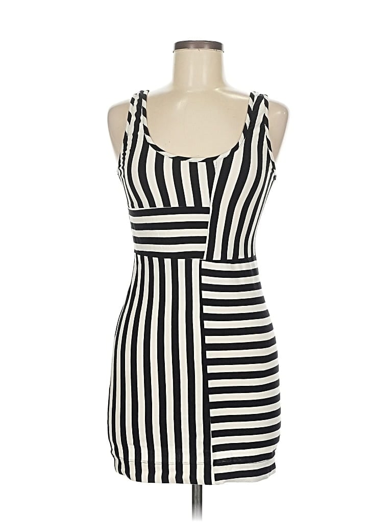 Pre-owned Sparkle & Fade Cocktail Dress In Black