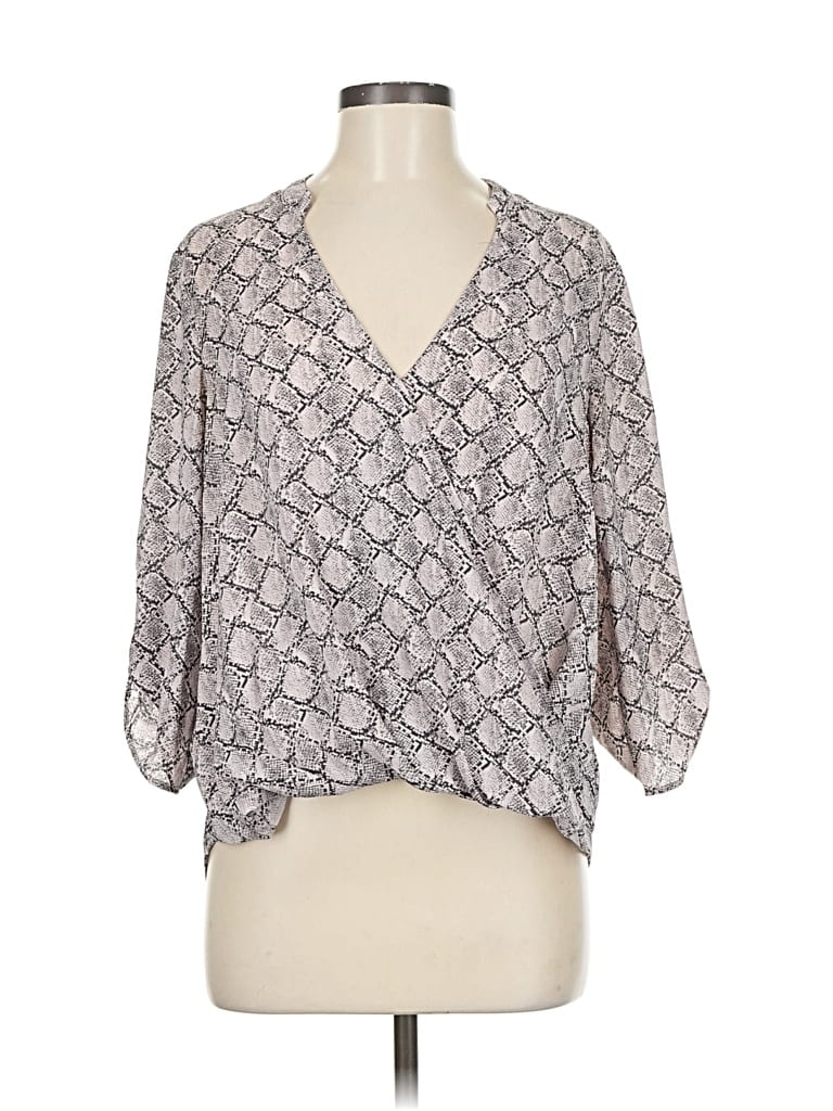 Pre-owned All In Favor 3/4 Sleeve Blouse In Gray