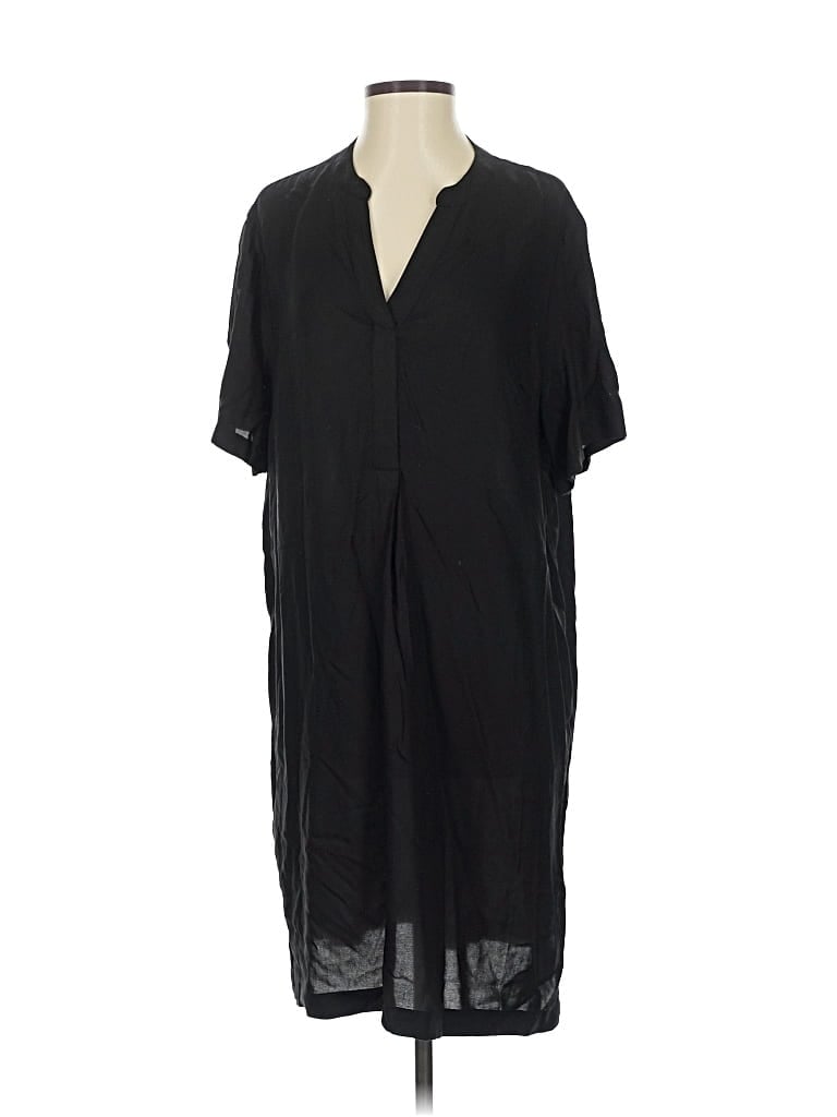 Pre-owned H&m Casual Dress In Black