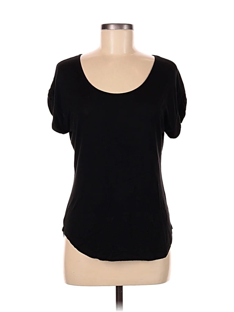 Pre-owned Zenana Outfitters Short Sleeve T-shirt In Black