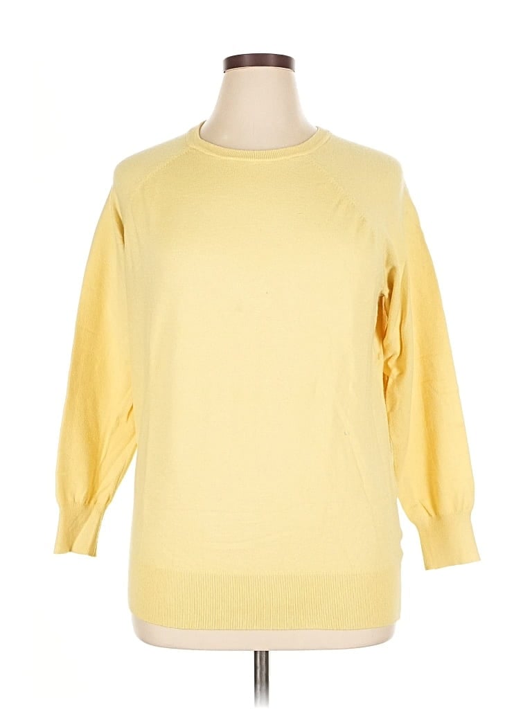 Pre-owned Torrid Pullover Sweater In Yellow
