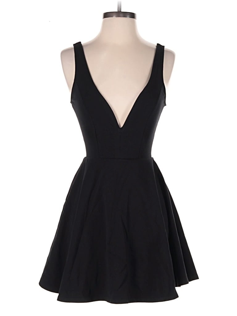 Pre-owned Express Cocktail Dress In Black