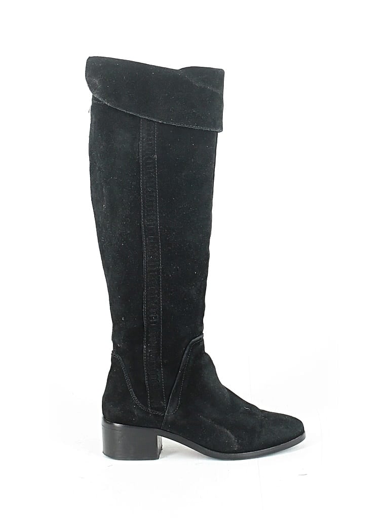 Pre-owned Vince Camuto Boots In Black