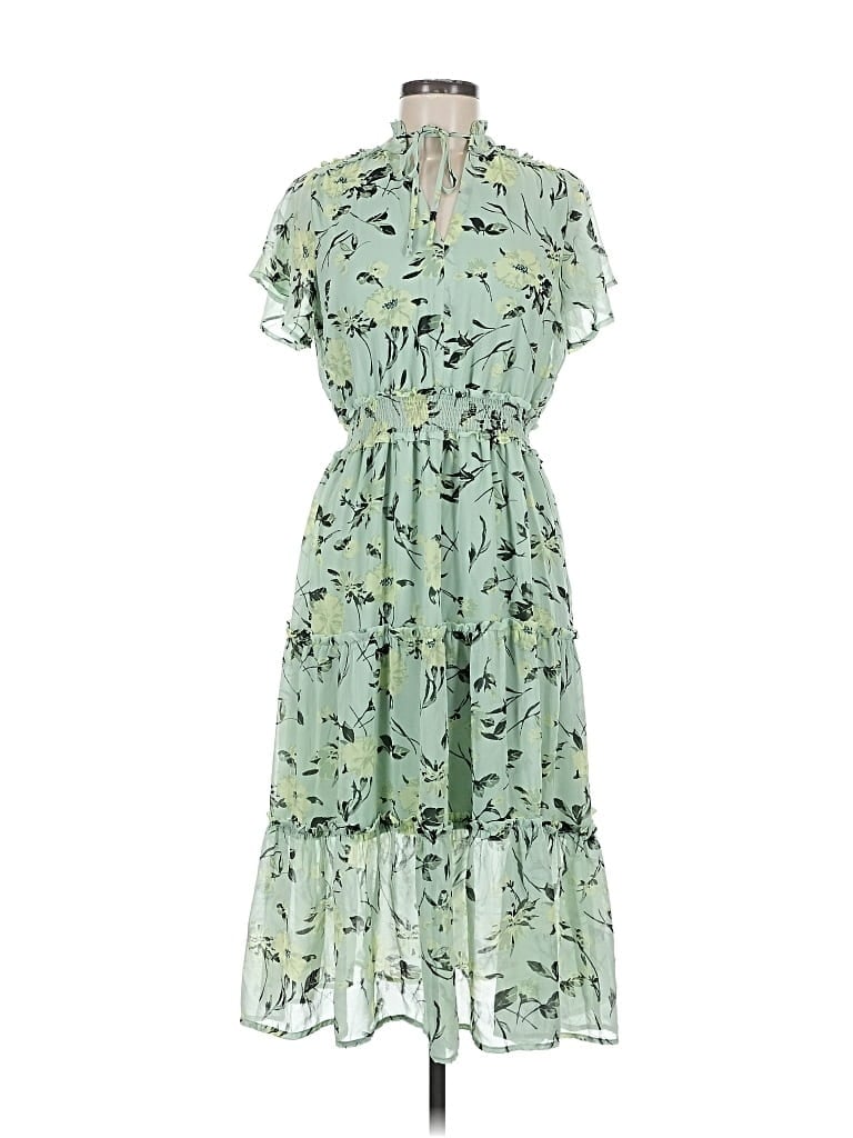 Pre-owned Melrose And Market Casual Dress In Green