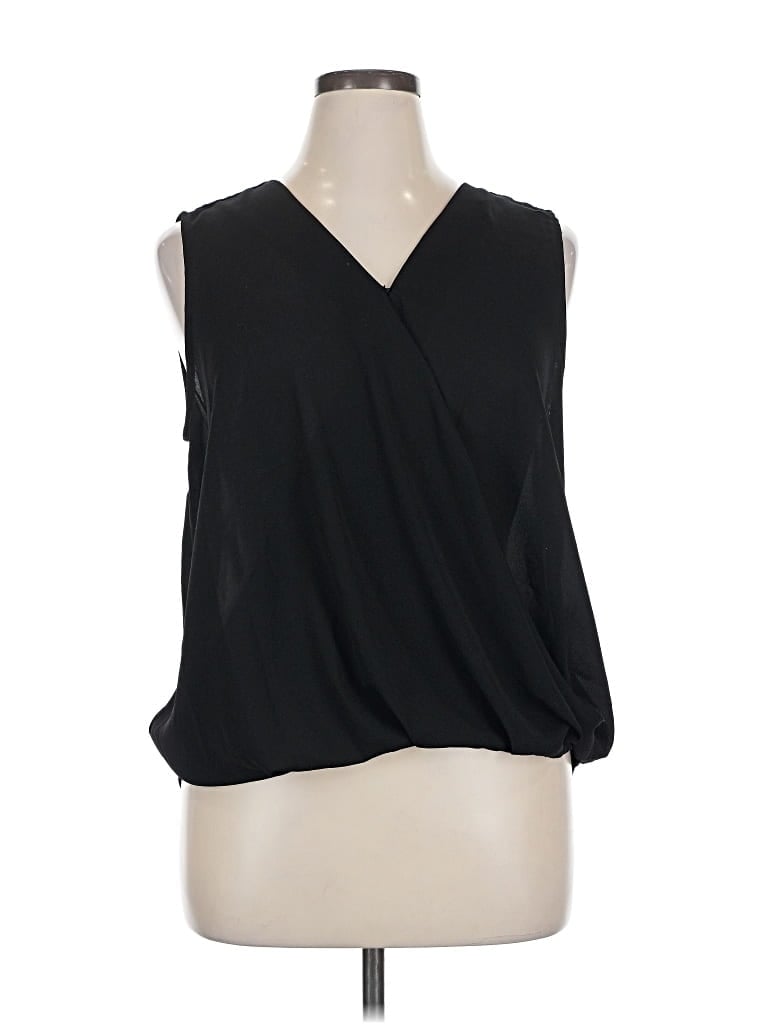 Pre-owned Halogen Sleeveless Blouse In Black