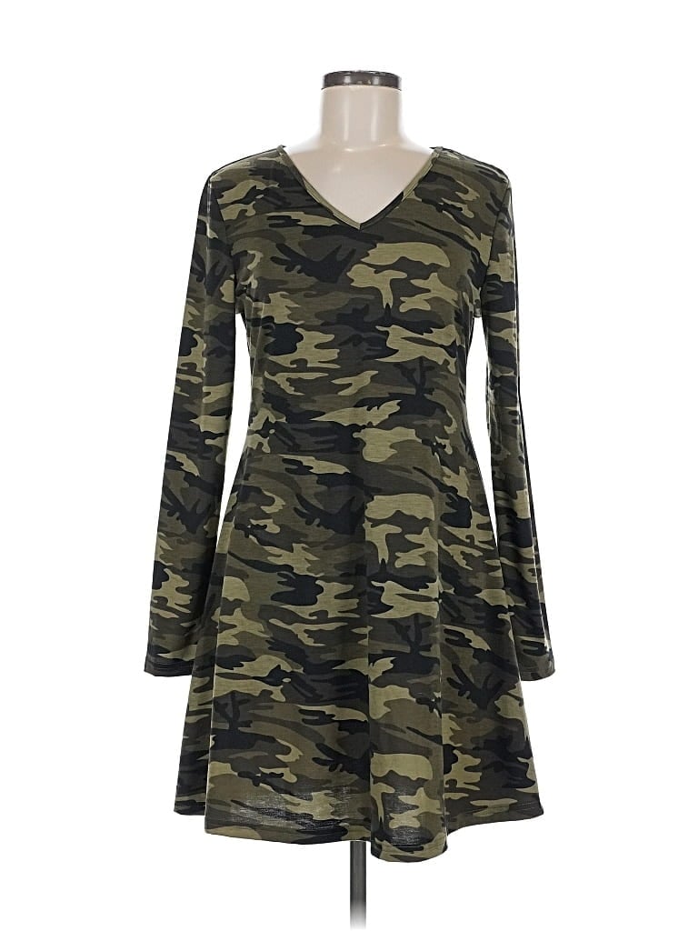 Pre-owned Shein Casual Dress In Green