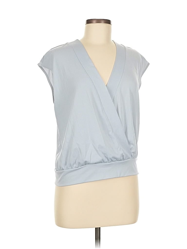 Pre-owned Banana Republic Sleeveless Blouse In Gray