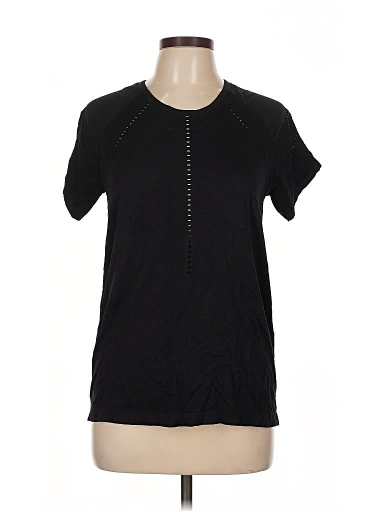 Pre-owned Athleta Short Sleeve T-shirt In Black