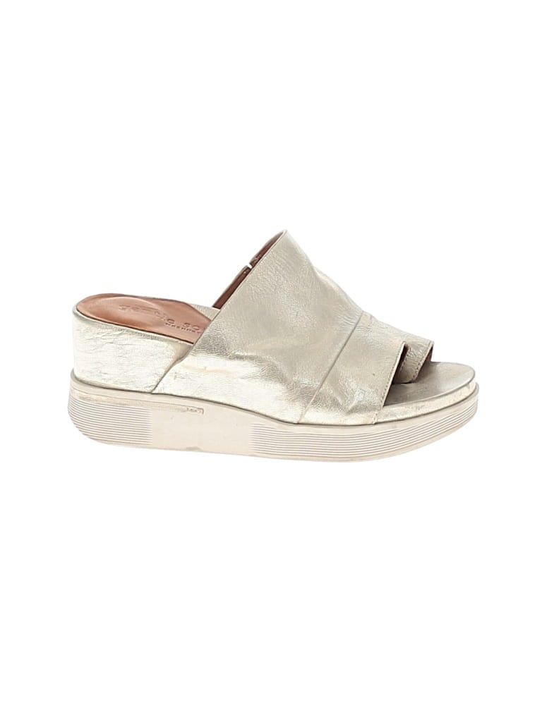 Pre-owned Gentle Souls Wedges In Gold